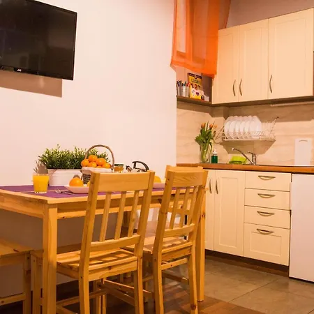 Appartement Cytrus_mandarine_paulinska Krakau